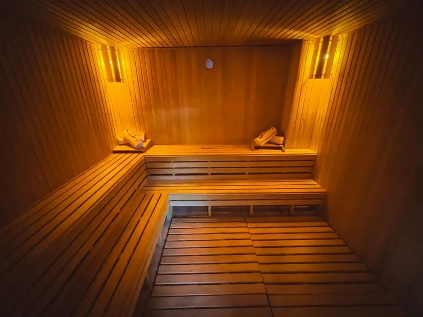 Phòng xông hơi spa với ánh sáng dịu nhẹ